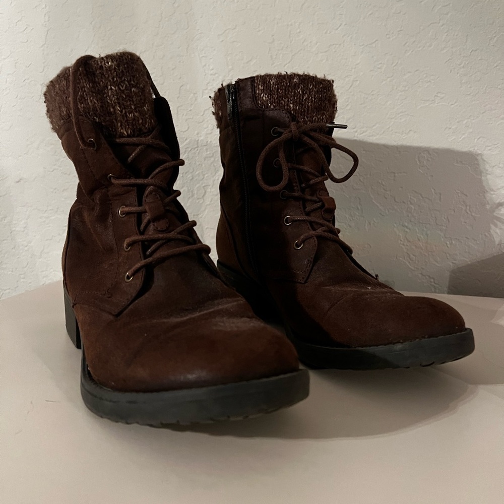 BareTraps Brown Boots